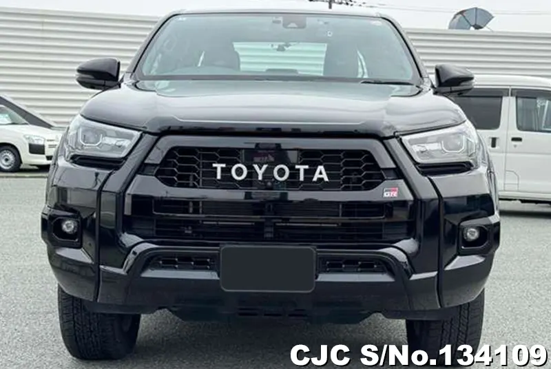 Toyota Hilux in Black for Sale Image 4
