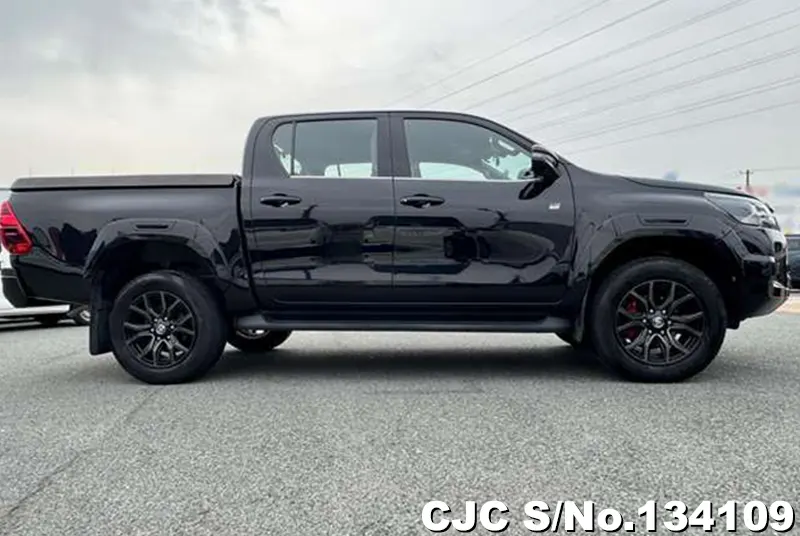 Toyota Hilux in Black for Sale Image 6