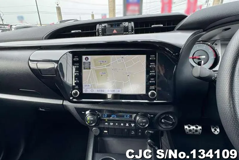 Toyota Hilux in Black for Sale Image 14