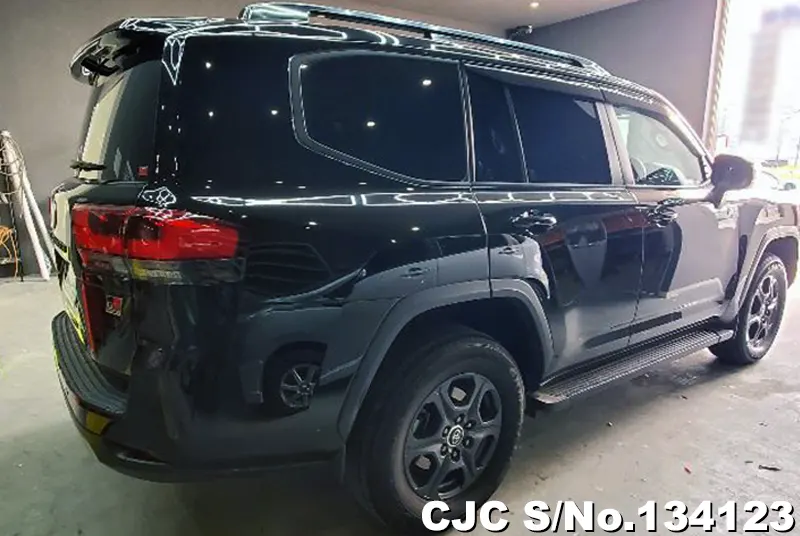 2023 Toyota / Land Cruiser Stock No. 134123
