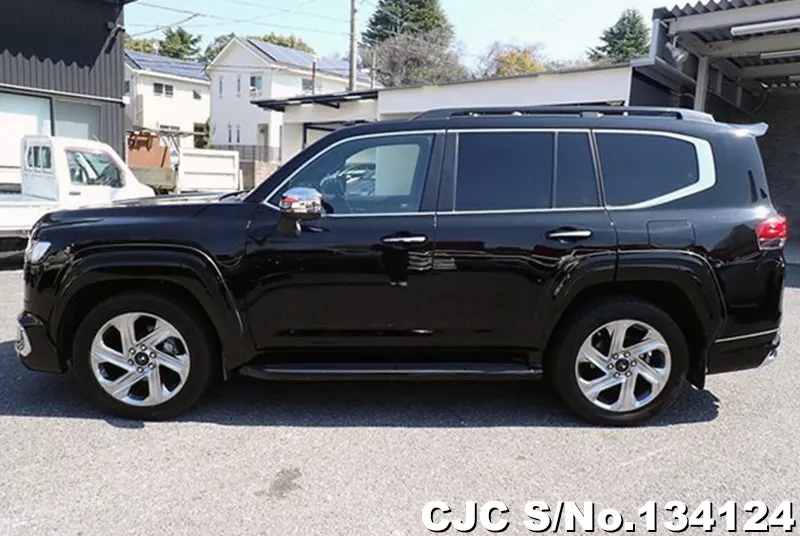 2023 Toyota / Land Cruiser Stock No. 134124