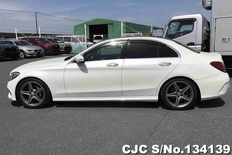 Mercedes Benz C Class in Pearl for Sale Image 7