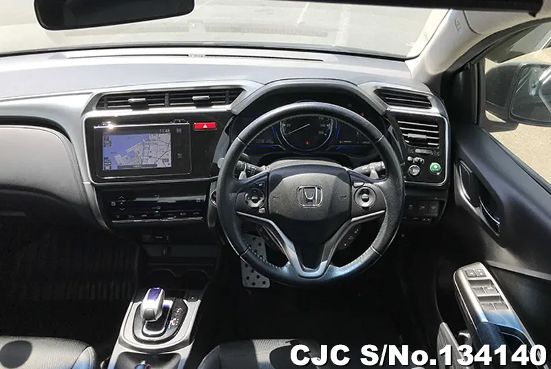 Honda Grace in Black for Sale Image 9