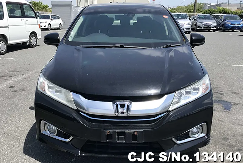 Honda Grace in Black for Sale Image 4