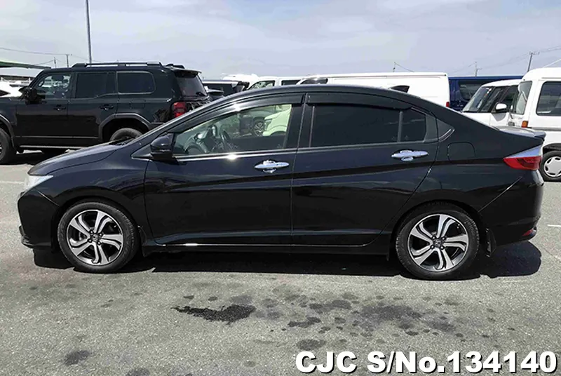 2016 Honda / Grace Stock No. 134140