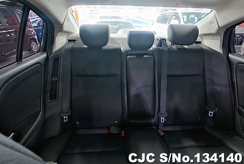 2016 Honda / Grace Stock No. 134140