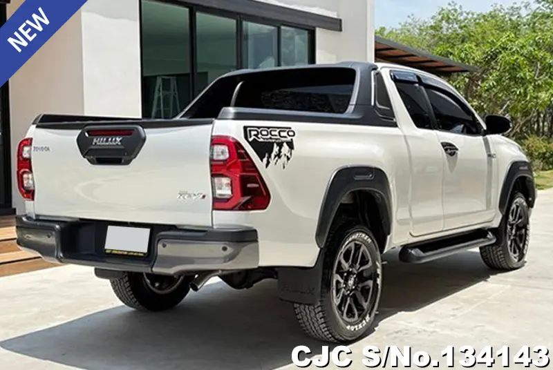 2022 Toyota / Hilux / Revo Stock No. 134143