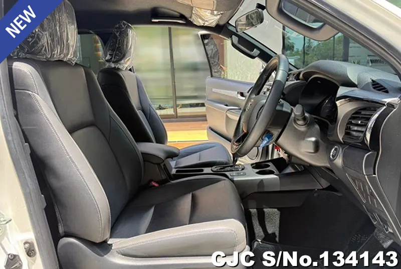 2022 Toyota / Hilux / Revo Stock No. 134143