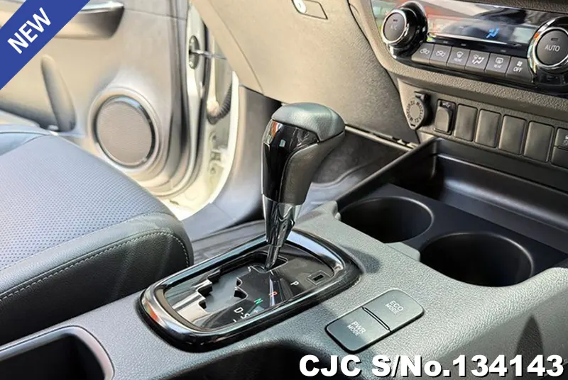 2022 Toyota / Hilux / Revo Stock No. 134143