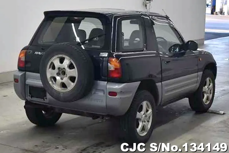 Toyota Rav4 in Black for Sale Image 2