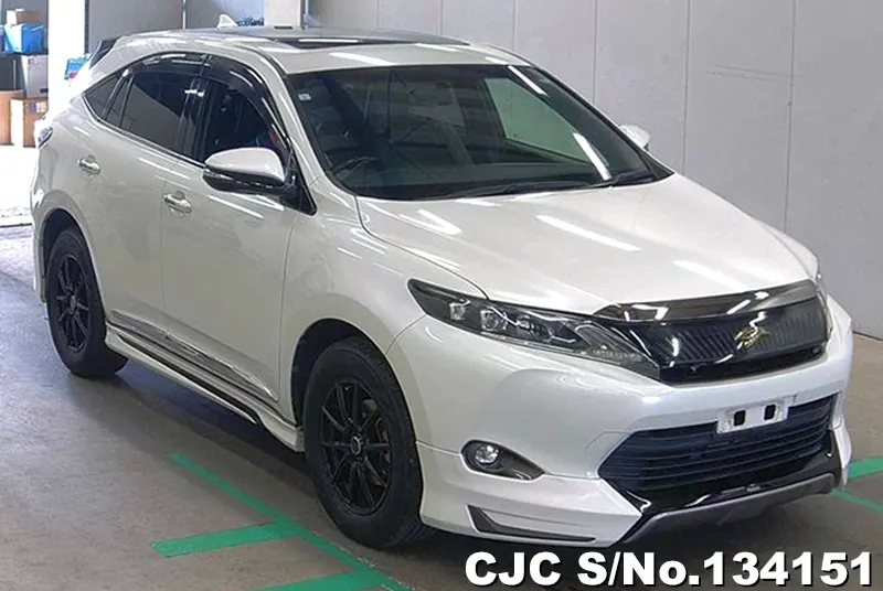 Toyota / Harrier 2017