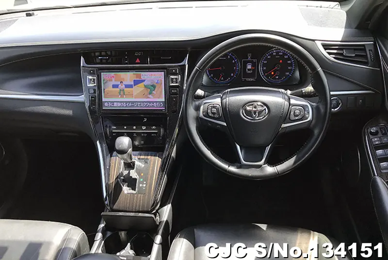 2017 Toyota / Harrier Stock No. 134151