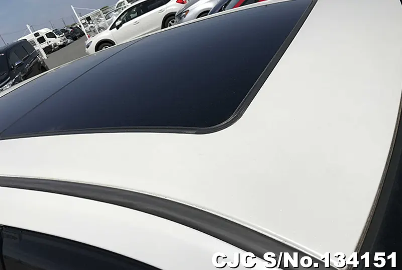 2017 Toyota / Harrier Stock No. 134151