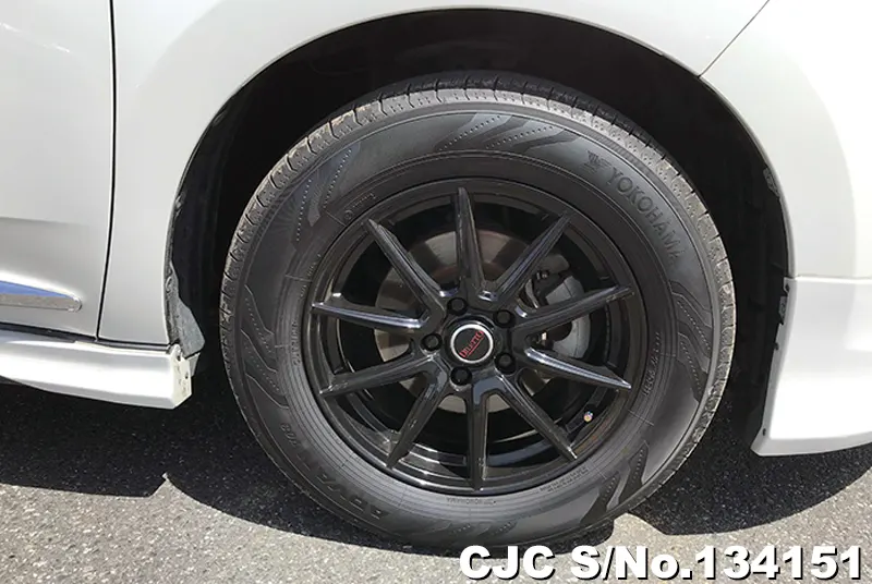 2017 Toyota / Harrier Stock No. 134151