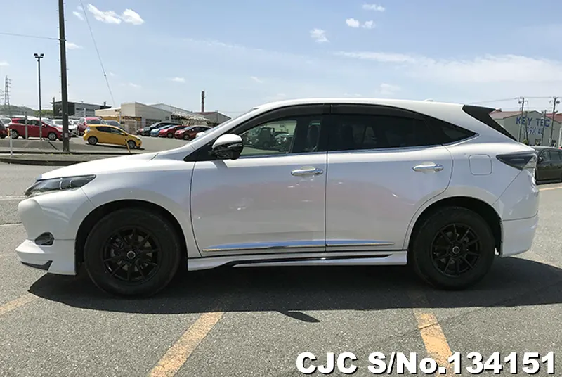 2017 Toyota / Harrier Stock No. 134151