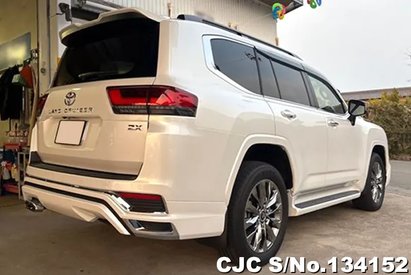 2022 Toyota / Land Cruiser Stock No. 134152