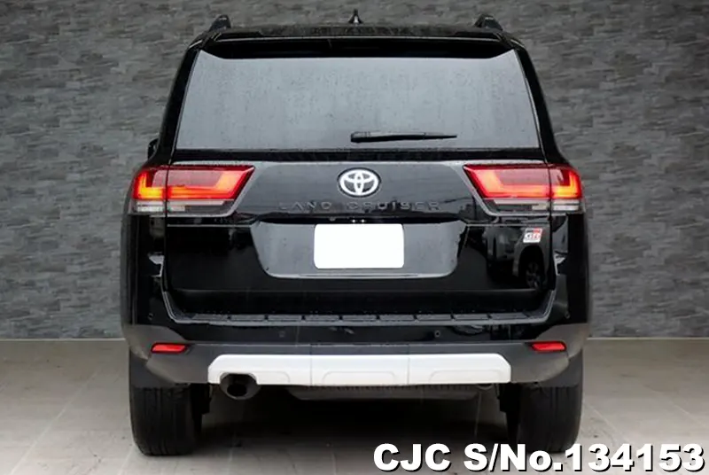 2023 Toyota / Land Cruiser Stock No. 134153
