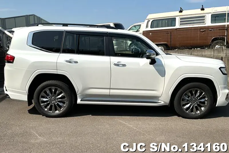 2025 Toyota / Land Cruiser Stock No. 134160