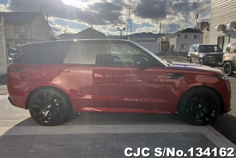 2025 Land Rover / Range Rover / Sport Stock No. 134162