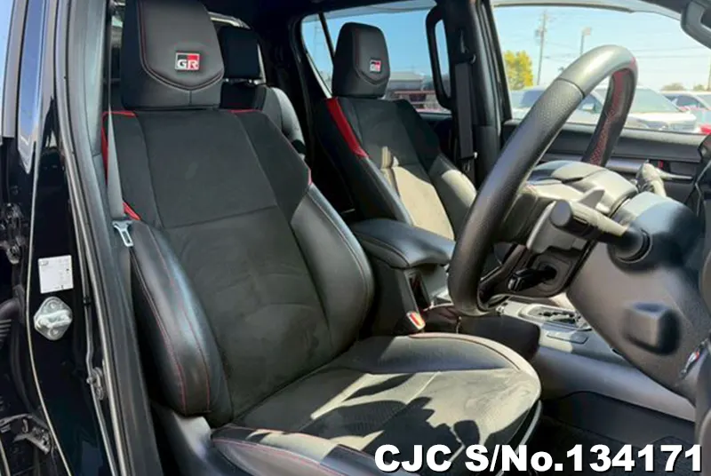 2023 Toyota / Hilux Stock No. 134171