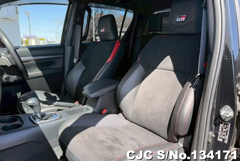 2023 Toyota / Hilux Stock No. 134171