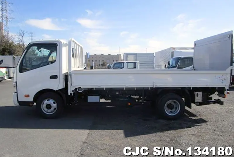2024 Hino / Dutro Stock No. 134180