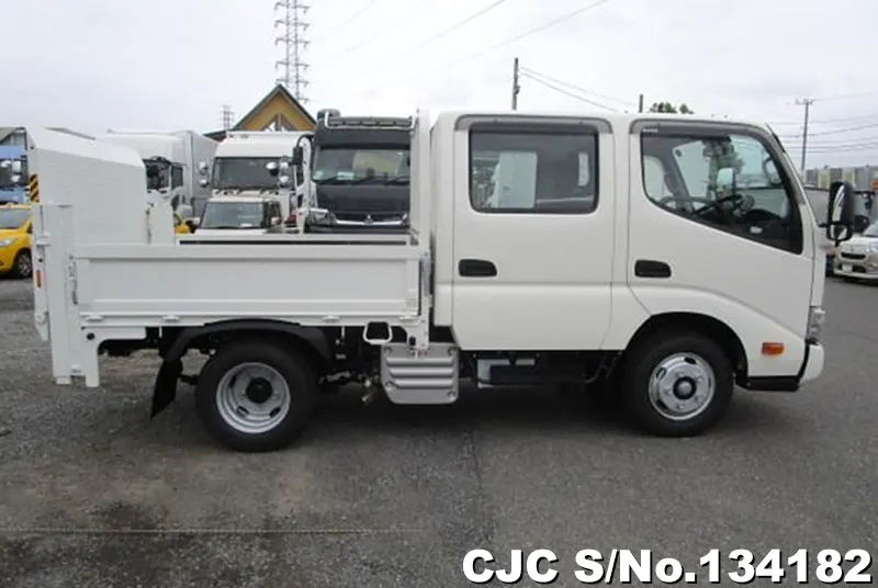 2025 Hino / Dutro Stock No. 134182