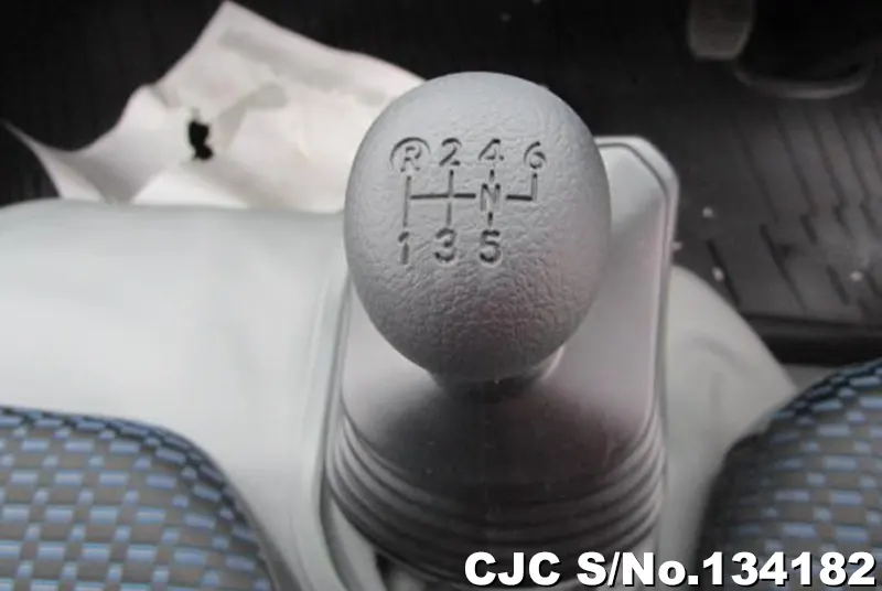 2025 Hino / Dutro Stock No. 134182