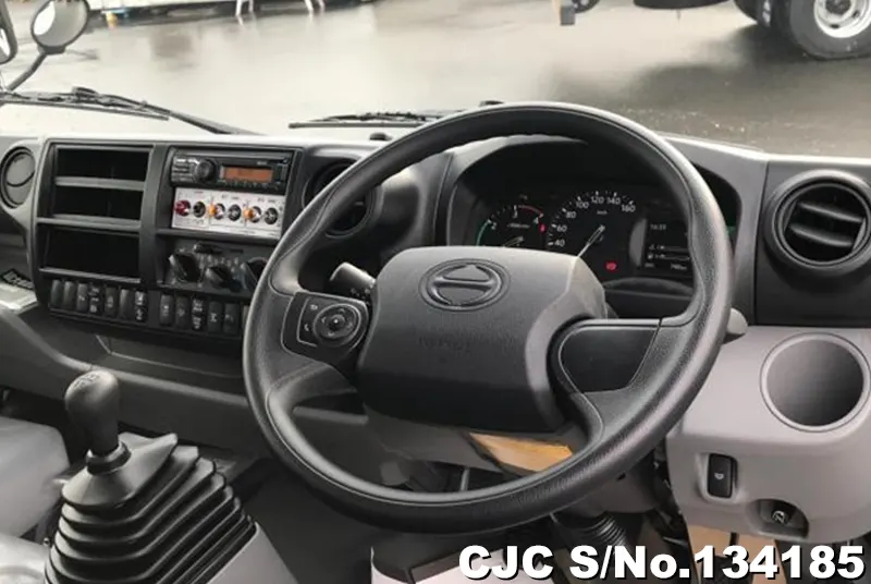 2025 Hino / Dutro Stock No. 134185