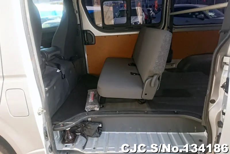 2020 Toyota / Hiace Stock No. 134186