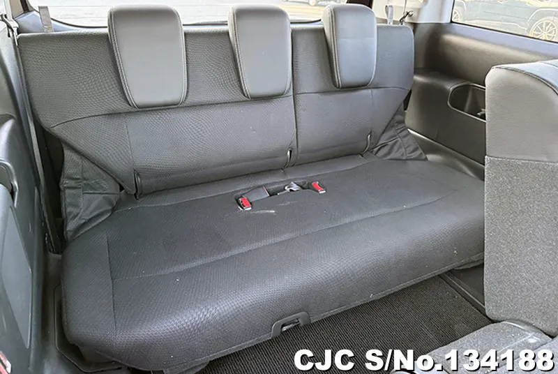 Honda Step Wagon in Purple for Sale Image 12
