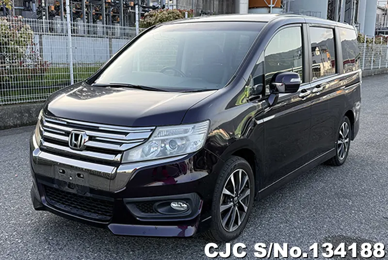 Honda Step Wagon in Purple for Sale Image 3