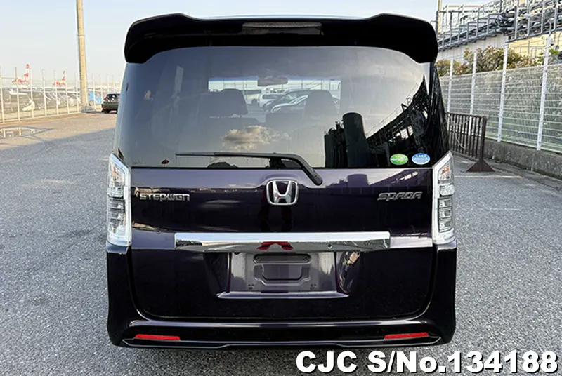 Honda Step Wagon in Purple for Sale Image 5