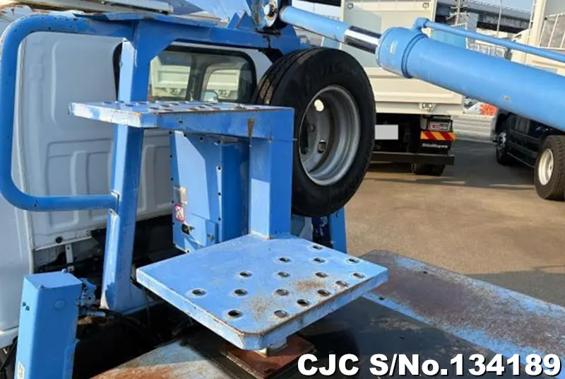 2007 Isuzu / Elf Stock No. 134189