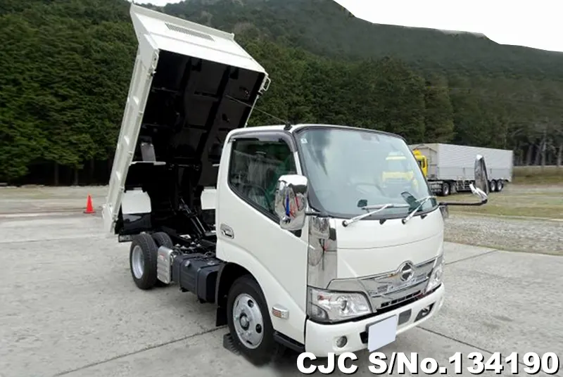 2025 Hino / Dutro Stock No. 134190