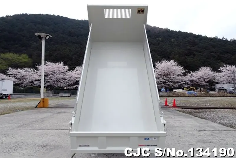 2025 Hino / Dutro Stock No. 134190