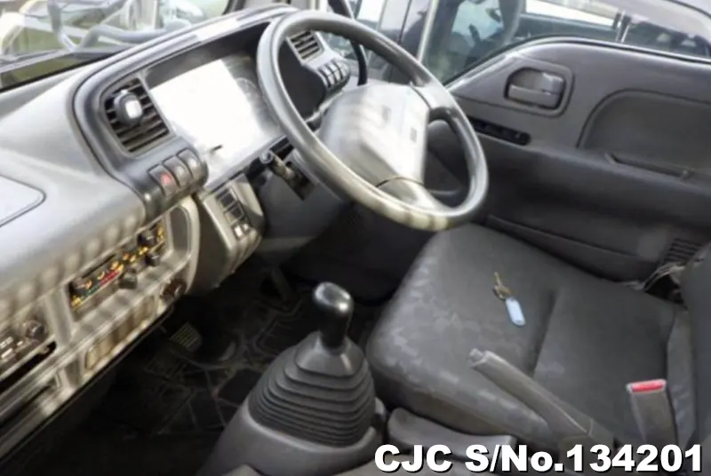 2004 Mazda / Titan Stock No. 134201