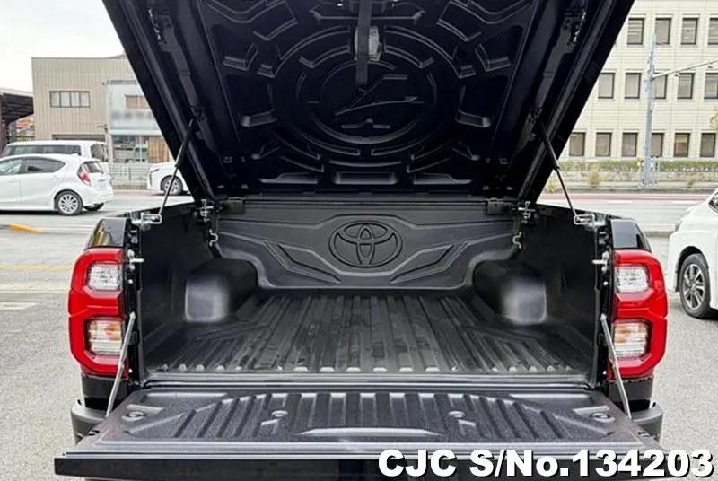 2024 Toyota / Hilux Stock No. 134203