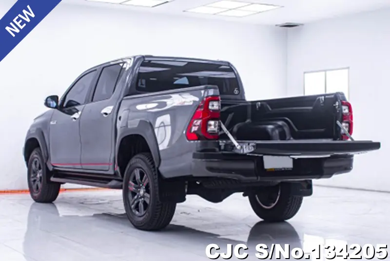 2023 Toyota / Hilux / Revo Stock No. 134205