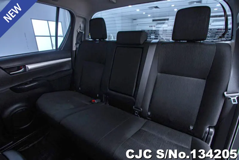 2023 Toyota / Hilux / Revo Stock No. 134205