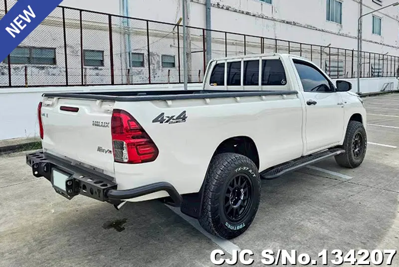2022 Toyota / Hilux / Revo Stock No. 134207