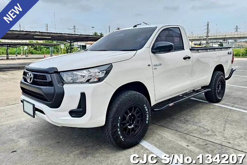 2022 Toyota / Hilux / Revo Stock No. 134207