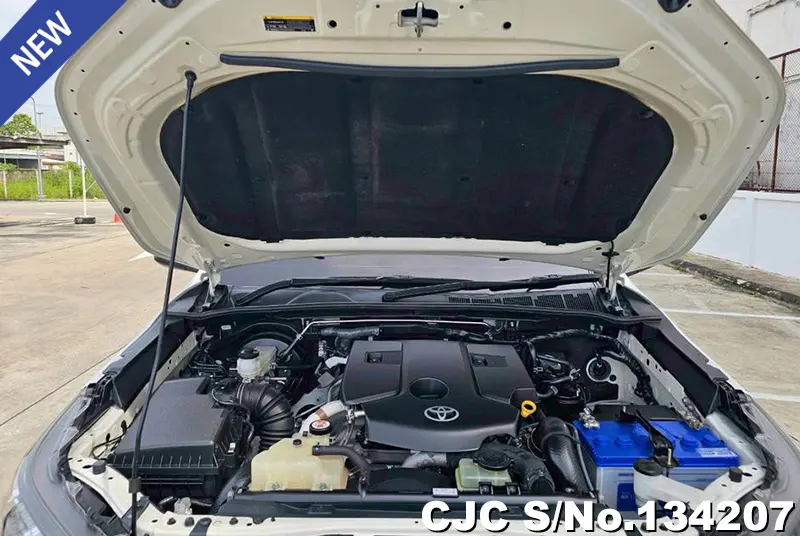 2022 Toyota / Hilux / Revo Stock No. 134207