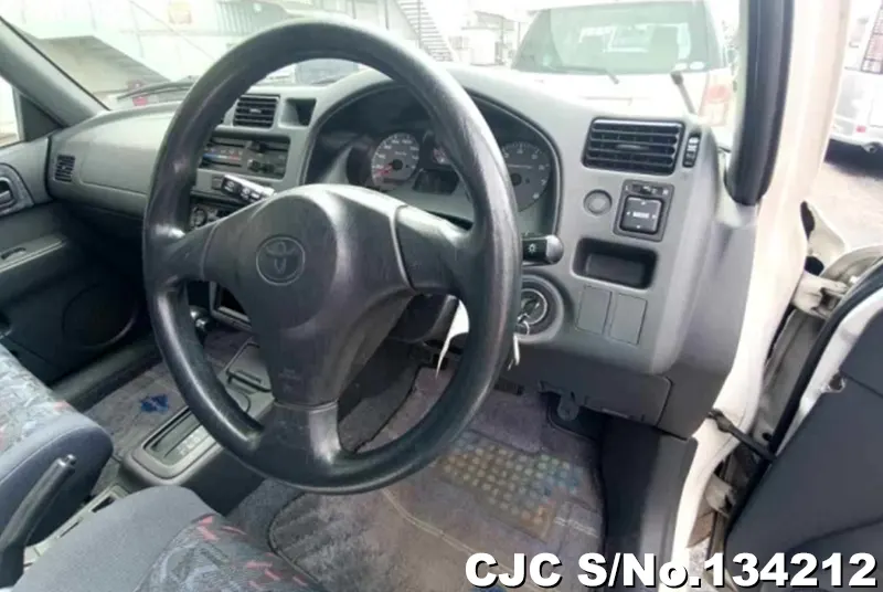 1999 Toyota / Rav4 Stock No. 134212