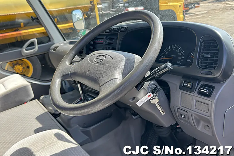2006 Hino / Liesse Stock No. 134217
