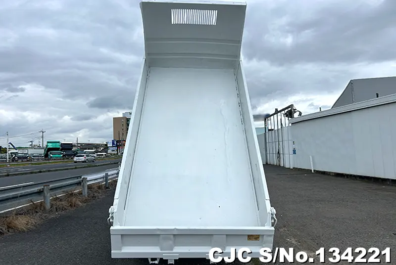 2006 Isuzu / Elf Stock No. 134221