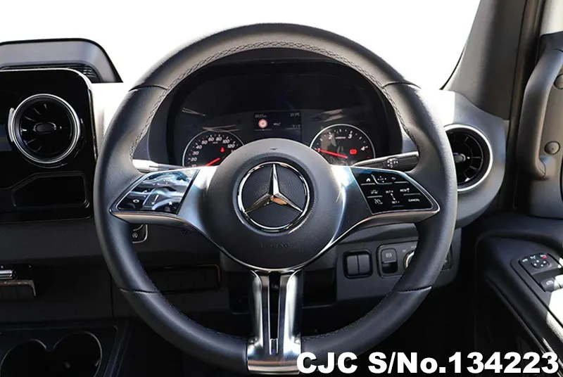 2025 Mercedes Benz / Sprinter Stock No. 134223