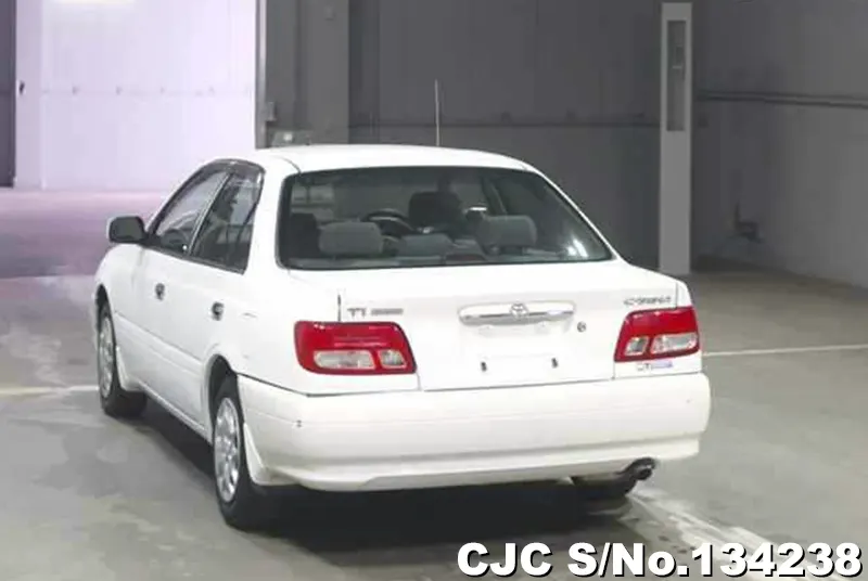 2001 Toyota / Carina Stock No. 134238