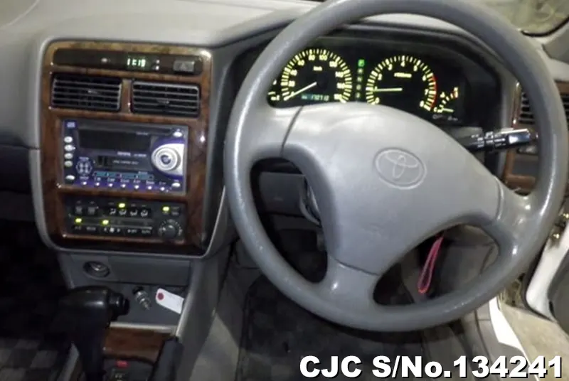 1999 Toyota / Carina Stock No. 134241