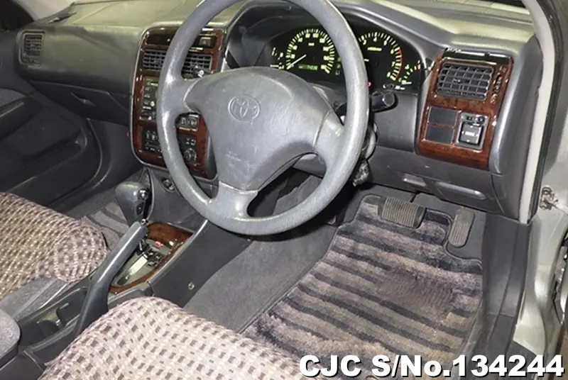 2001 Toyota / Carina Stock No. 134244
